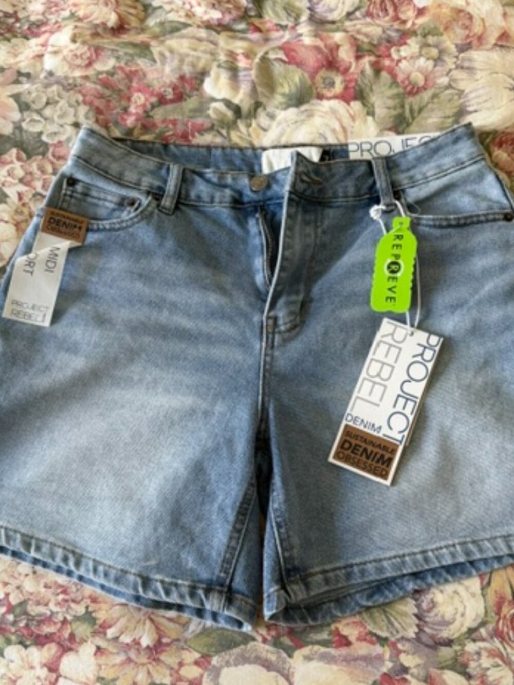Project Rebel Denim shorts. Size 7 light wash